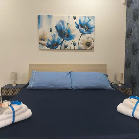 Bed & Breakfast Blue Flowers *
